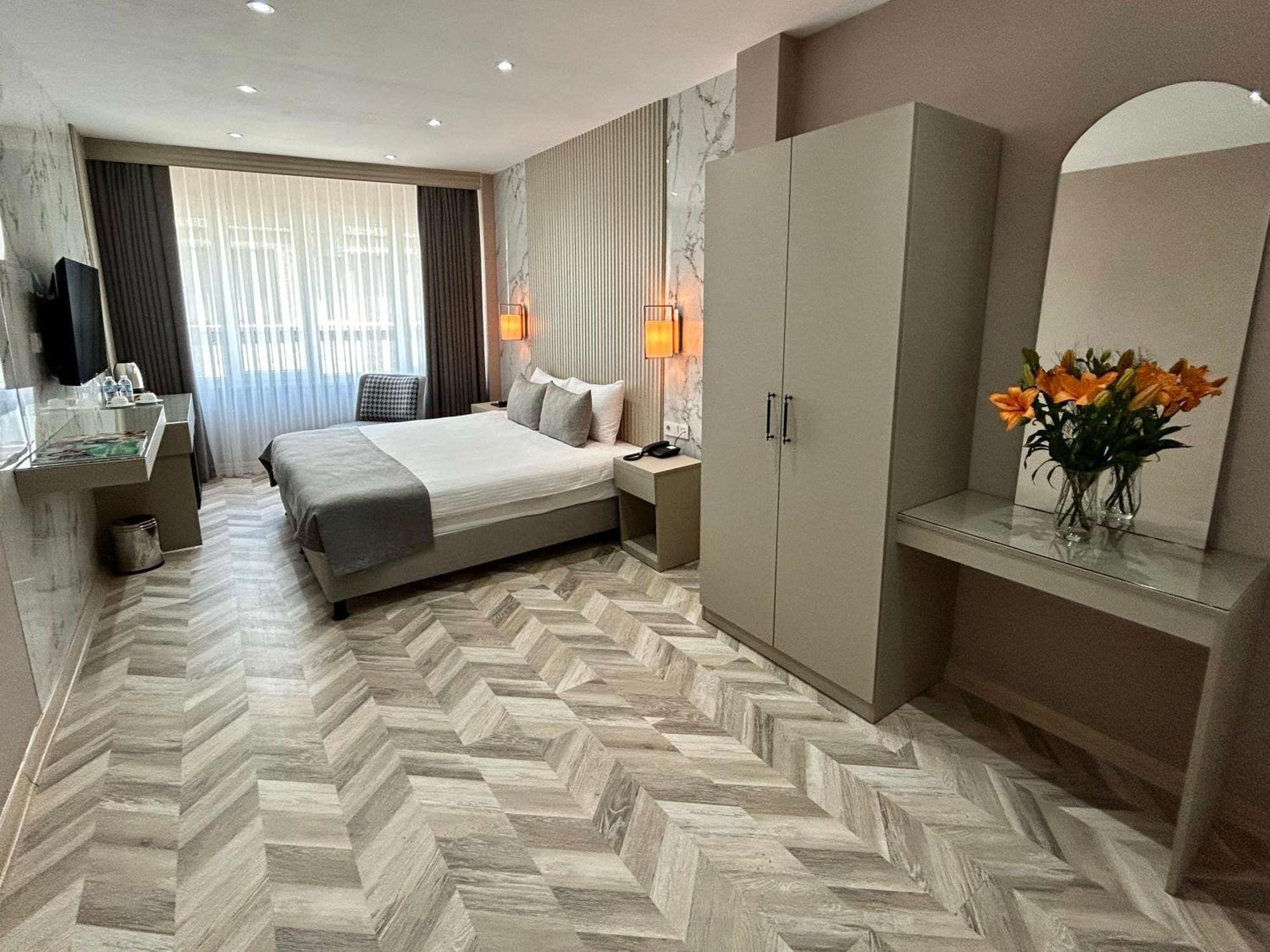 The Roomy Hotel Nisantasi Provincia di Provincia di Istanbul Esterno foto