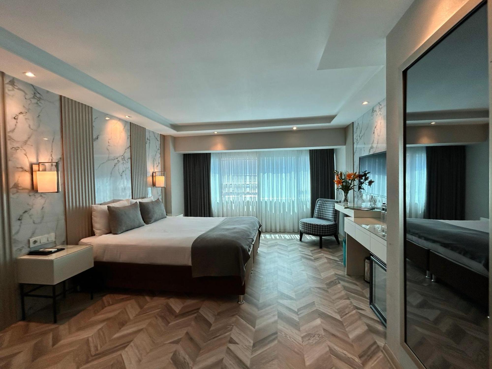 The Roomy Hotel Nisantasi Provincia di Provincia di Istanbul Esterno foto