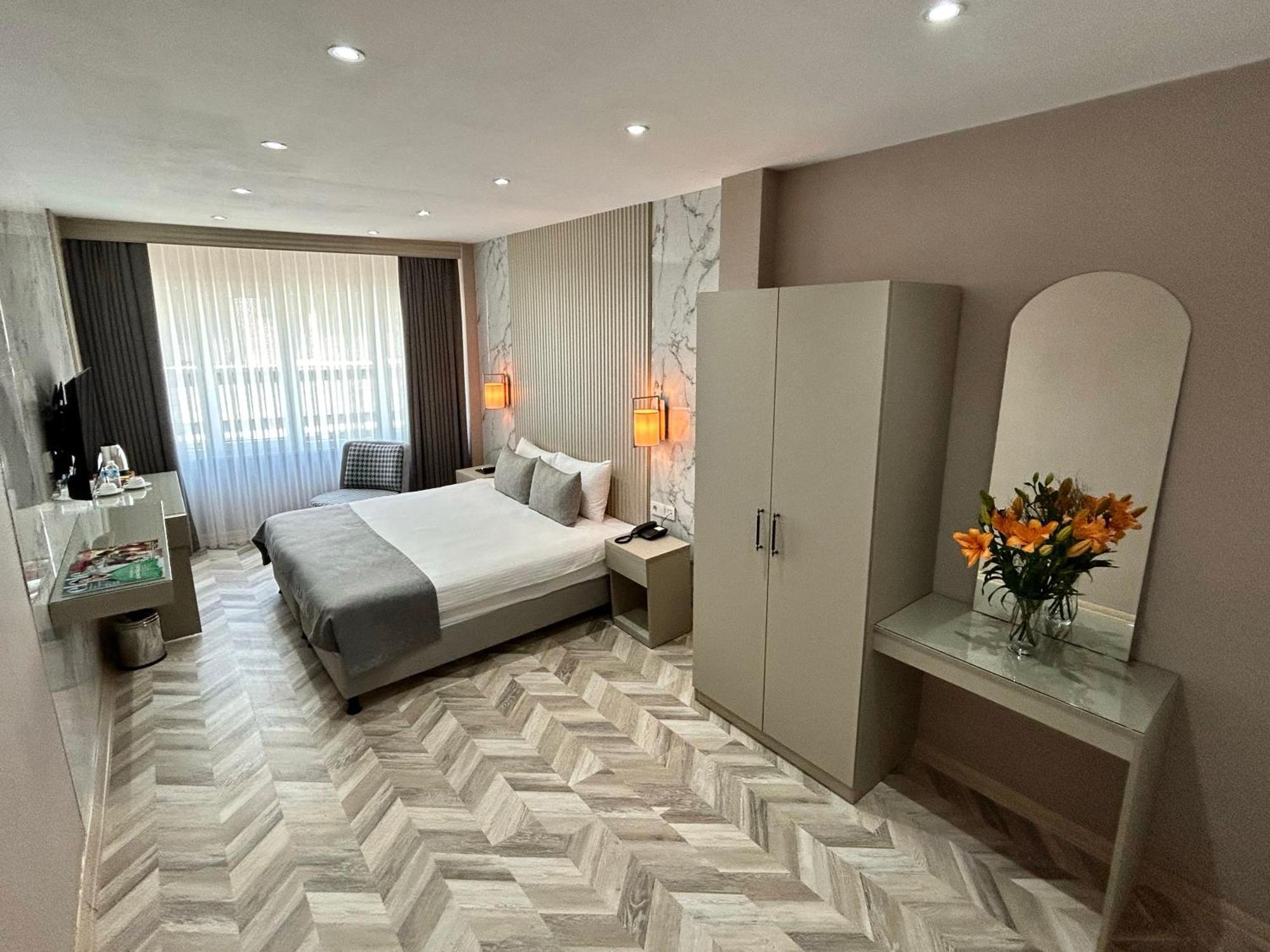 The Roomy Hotel Nisantasi Provincia di Provincia di Istanbul Esterno foto
