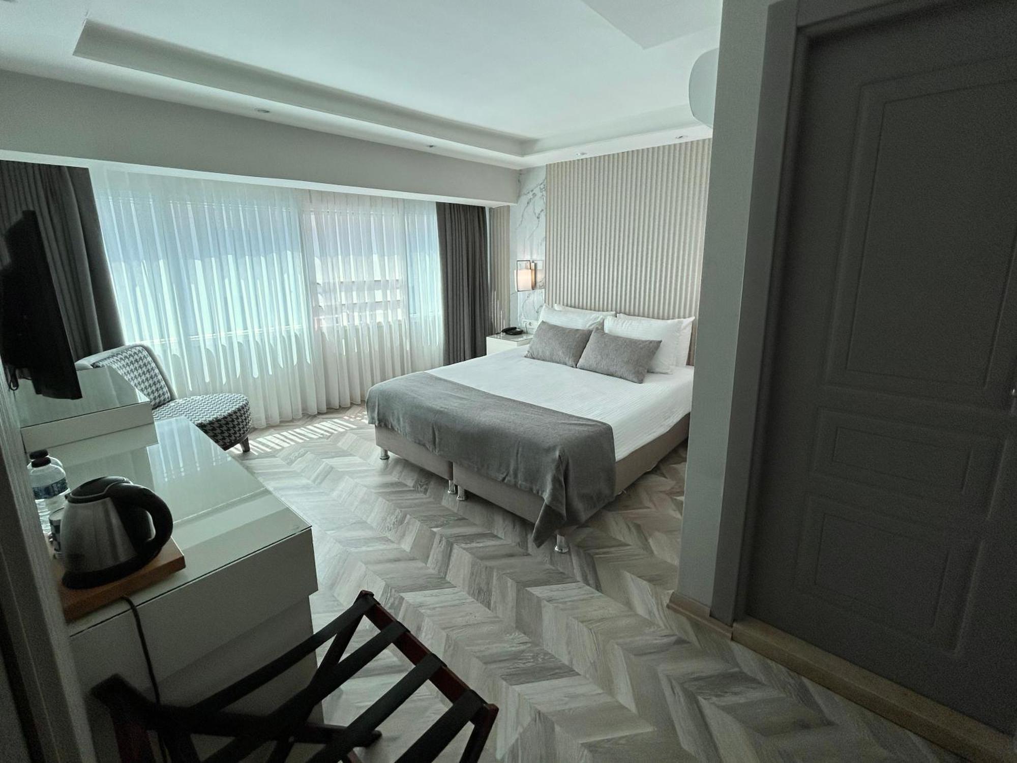 The Roomy Hotel Nisantasi Provincia di Provincia di Istanbul Esterno foto